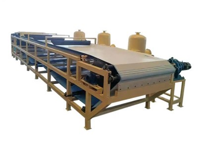 কিভাবে একটি ভ্যাকুয়াম বেল্ট ফিল্টার কাজ করে?